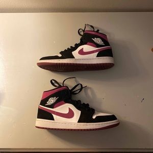 jordan 1 mid cactus flower